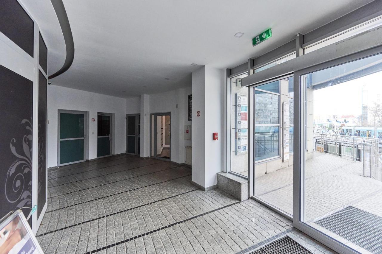 Apartments Wroclaw Legnicka By Noclegi Renters Kültér fotó